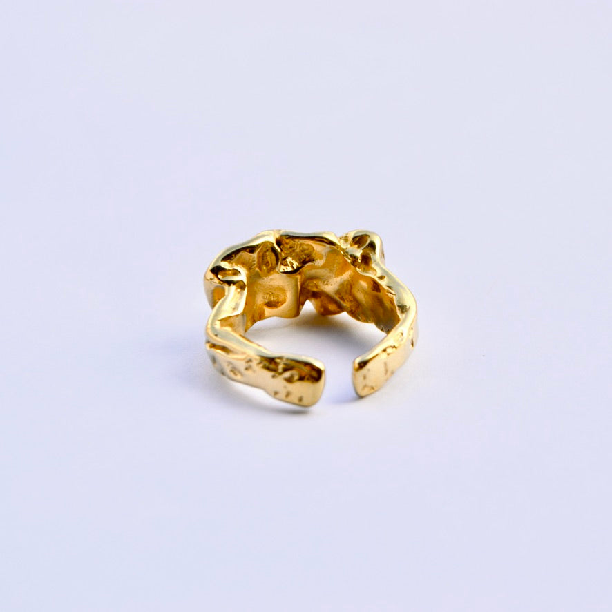 Anillo Dorado Arrugado