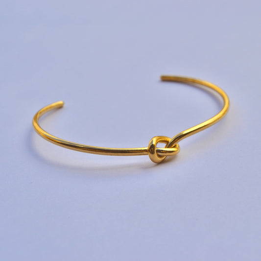 Pulsera Nudo Dorada